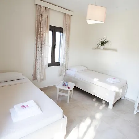 Asterias Apartment Skyros Room photo